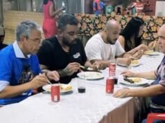 Multidão prestigia show da banda Limão com Mel organizado pelo vereador Astro de Ogum