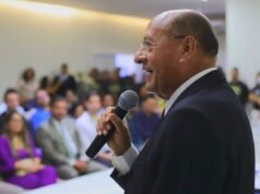 Pavão Filho toma posse como vereador de São Luís