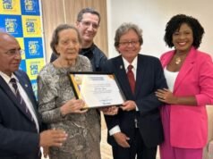Dr. Gutemberg realiza homenagem a grande pesquisadora Zelinda Machado