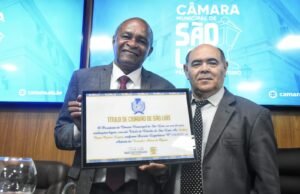 Cidadão Ludovicense: Astro de Ogum entrega honraria ao ex-vereador César Bombeiro