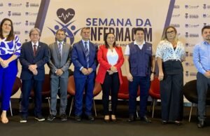 Homenageado como vereador amigo da Enfermagem, Dr. Gutemberg participa da abertura da Semana de Enfermagem realizada pelo Coren – MA