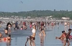 Com praias da Grande São Luís lotadas no domingo, Corpo de Bombeiros evita vários afogamentos