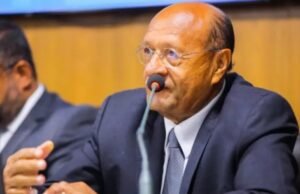 Vídeo: Requerimento de Pavão Filho pede urgência na aplicação de repasse federal para pagamento do piso da enfermagem em São Luís