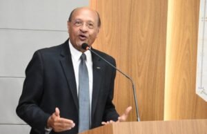 PAVÃO FILHO PROPÕE EQUIPARAÇÃO SALARIAL ENTRE HOMENS E MULHERES EM SÃO LUÍS