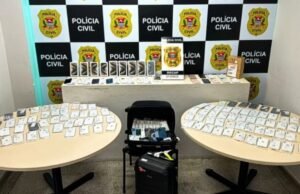 Estrangeiros presos com 100 celulares teriam movimentado R$ 10 mi