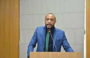 Beto Castro manifesta insatisfação com o fim da linha de ônibus Areinha